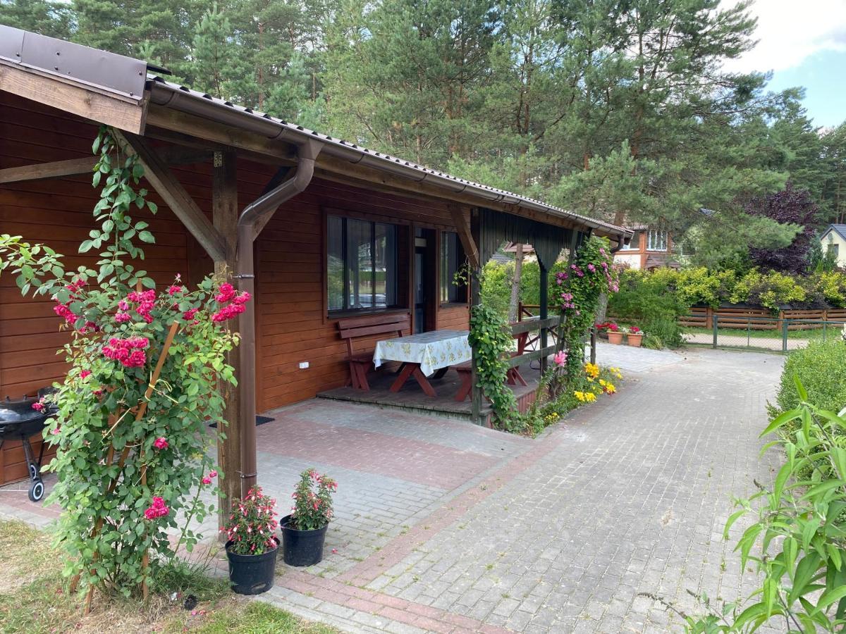 Domek Letniskowy Nad Jeziorem Wiejskim Lakie Exteriér fotografie